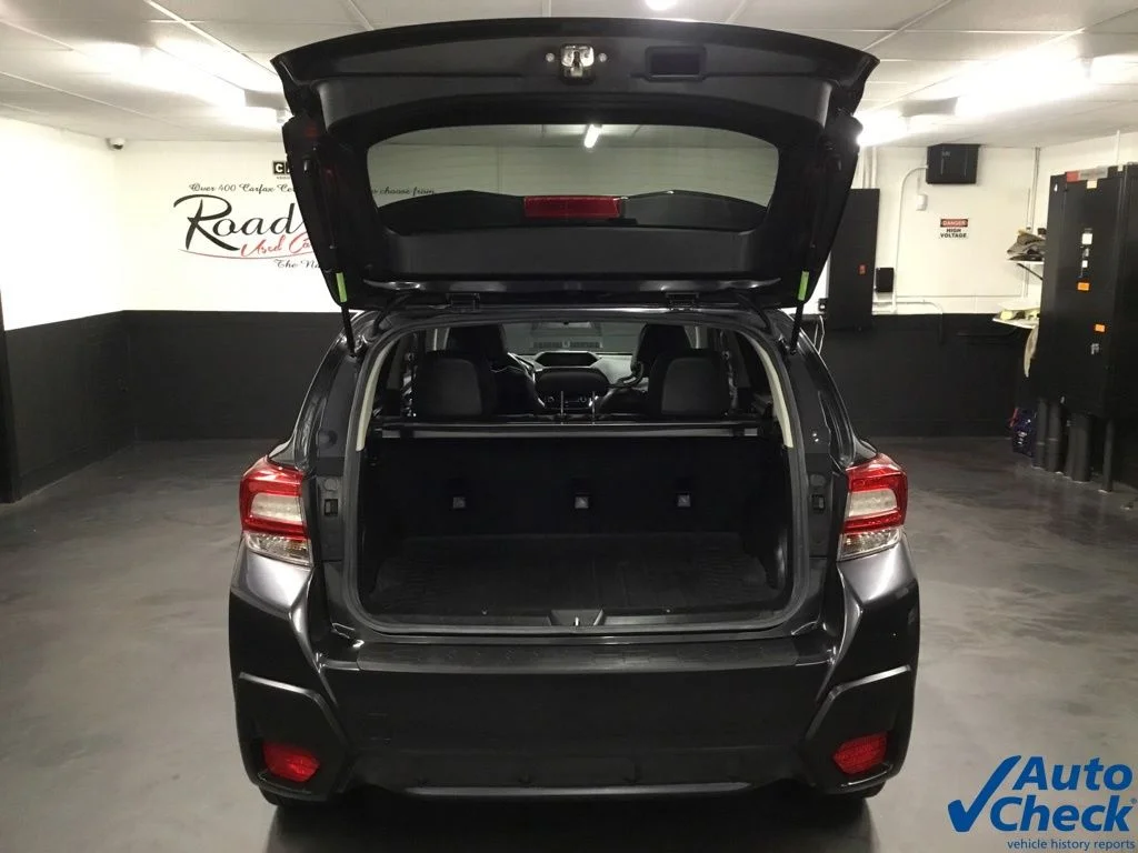 Used 2018 Gray Subaru 2.0i Limited image 12