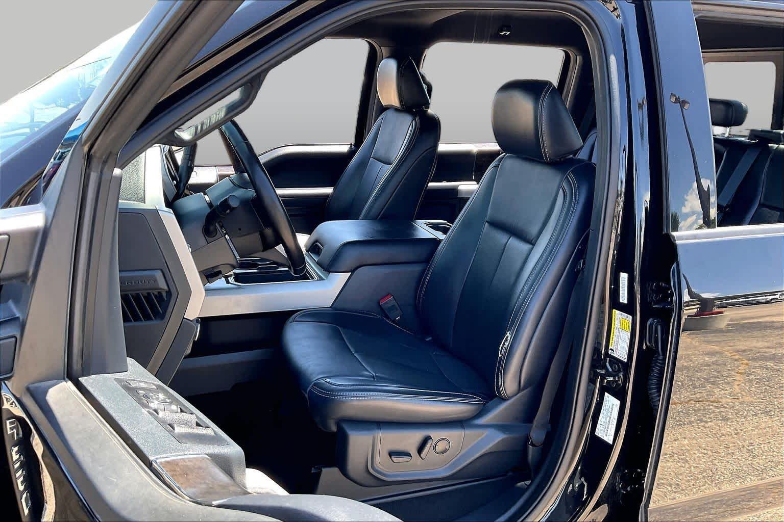 Used 2022 Agate Black Ford LARIAT image 8