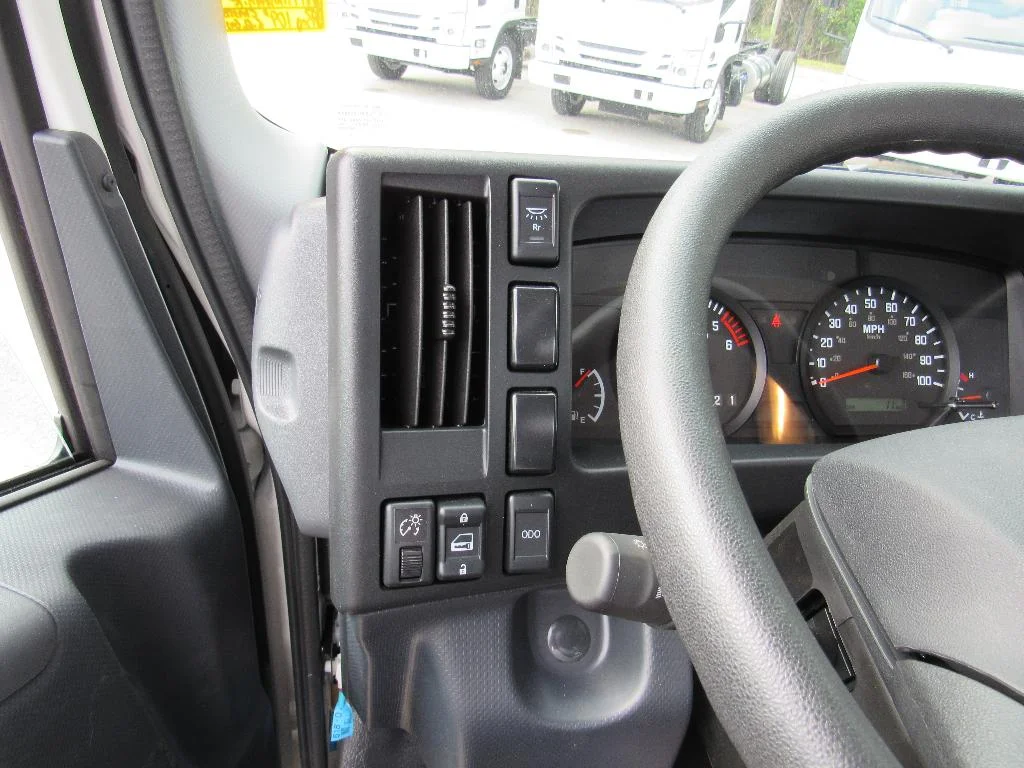 New 2024  Isuzu  image 30