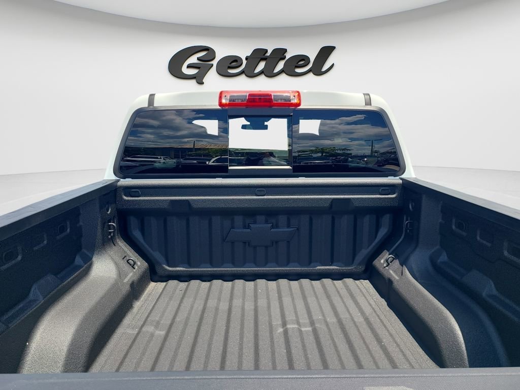 New 2026 Summit White Chevrolet Trail Boss image 9
