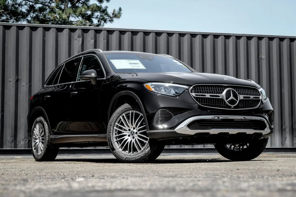 2026 Mercedes-Benz GLC Base