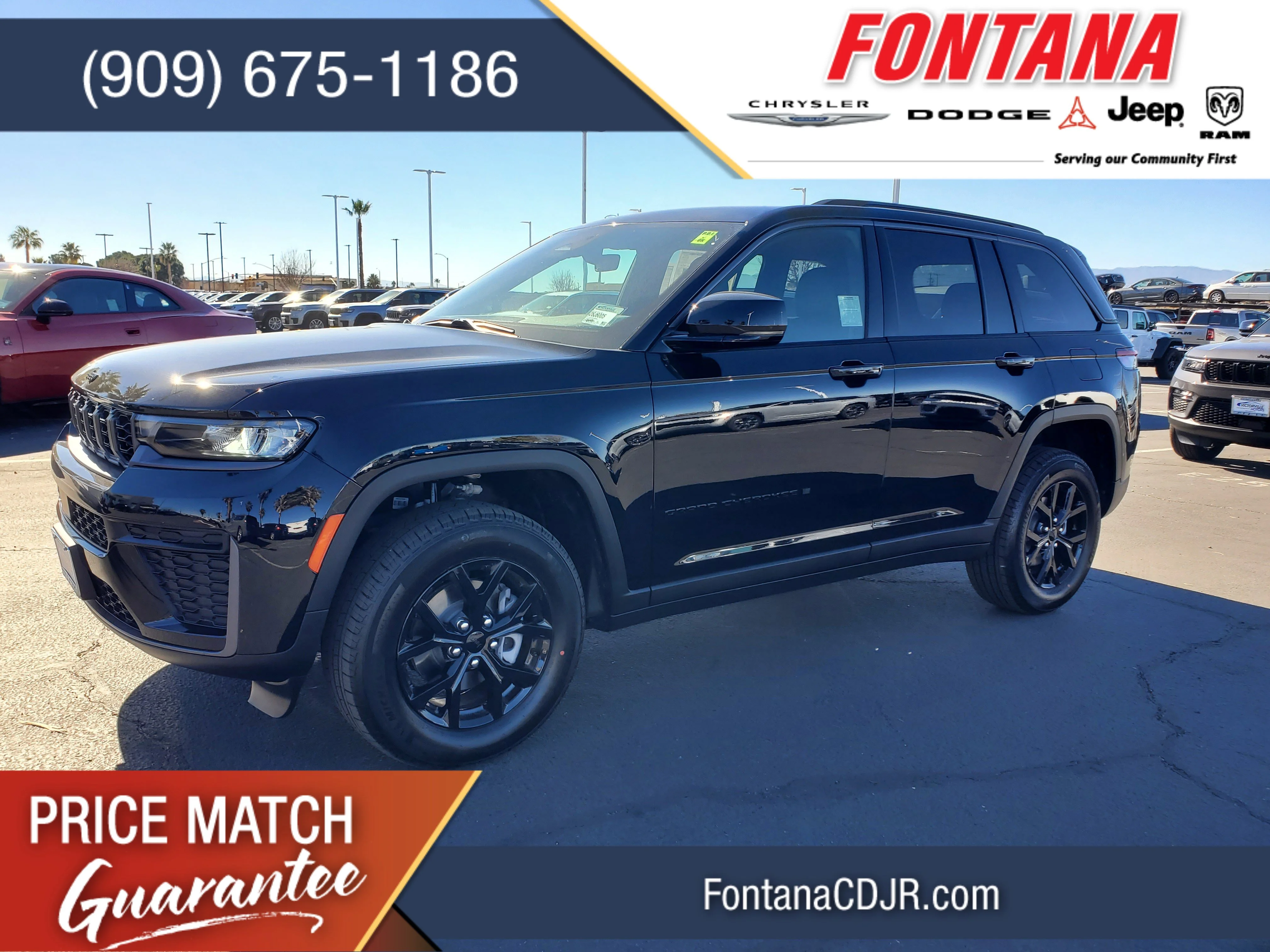 New 2026 Diamond Black Crystal Pearl-Coat Exterior Paint Jeep Altitude image 1