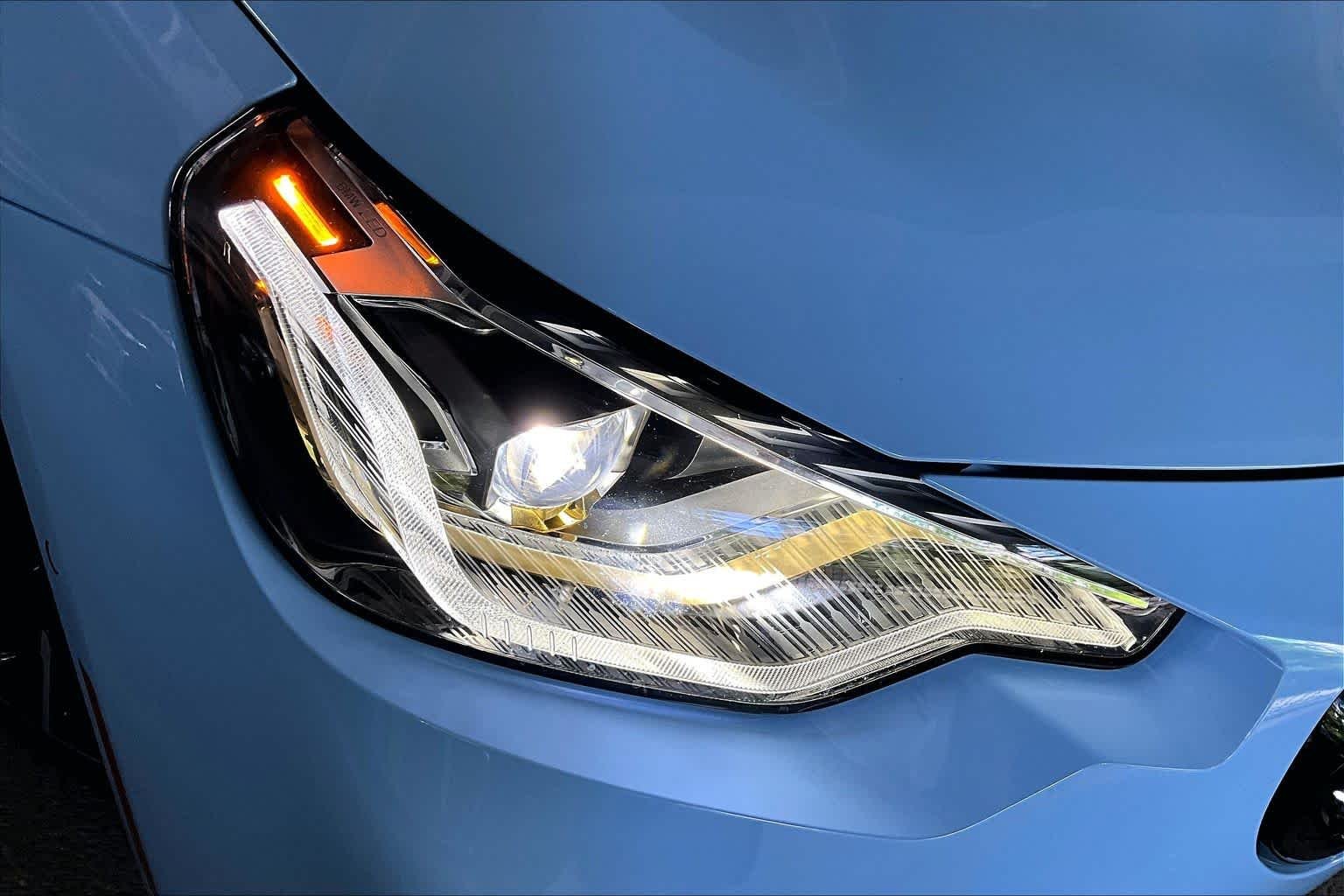 Used 2025 Zandvoort Blue BMW M240i image 27