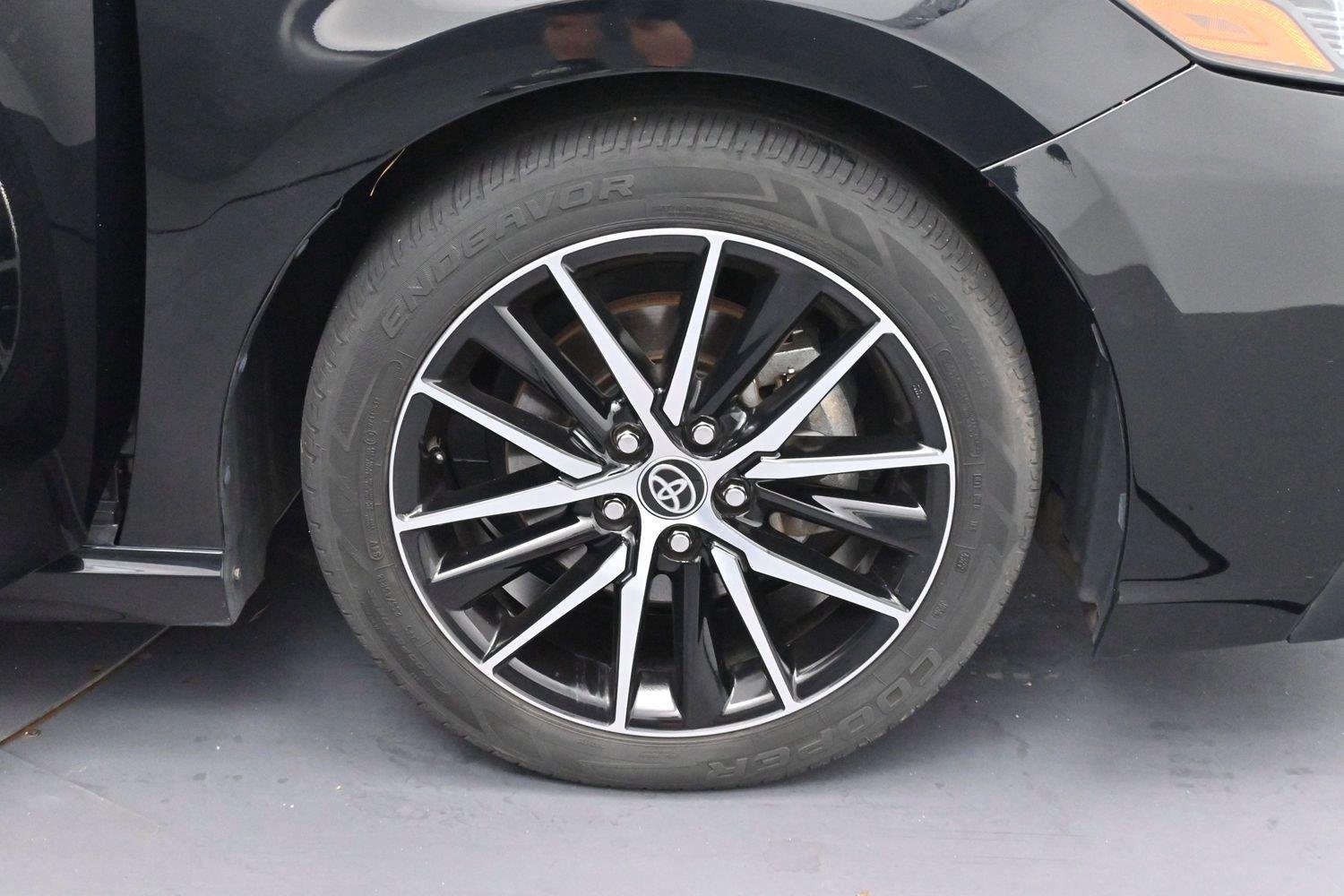 Used 2021 Midnight Black Metallic Toyota SE image 32