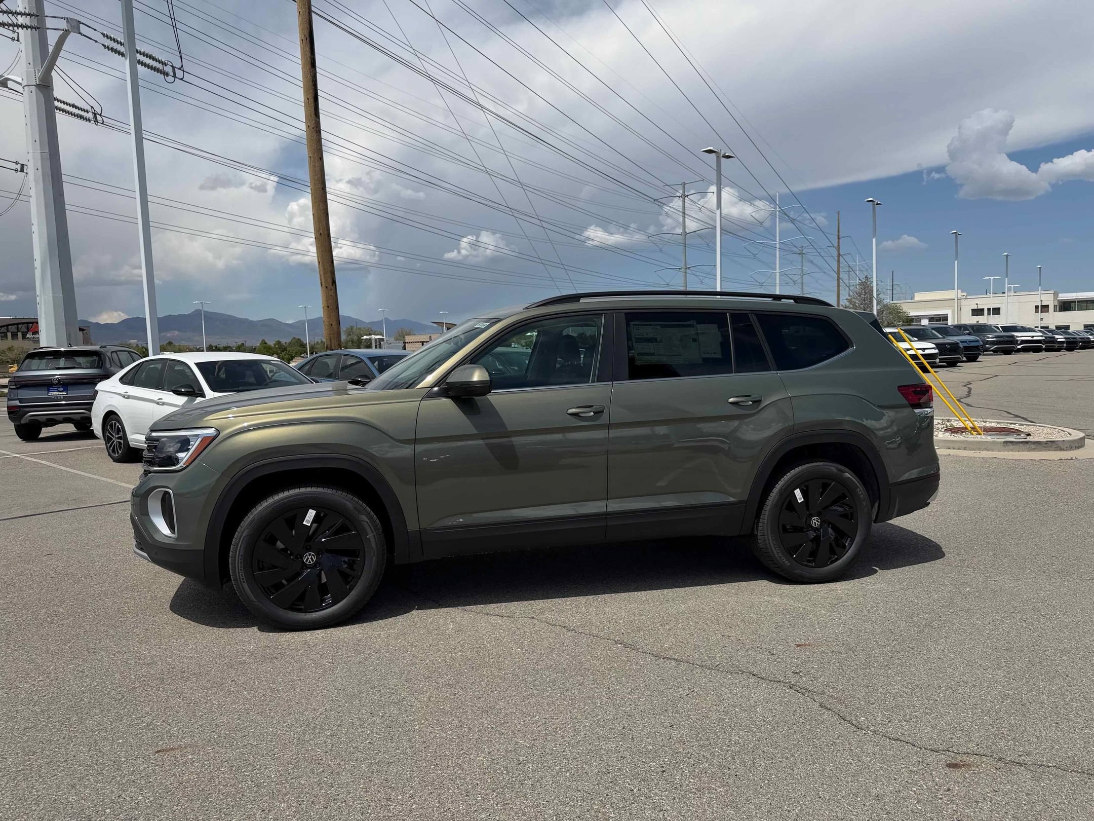 New 2026 Green Volkswagen 2.0T SE w/Technology image 2