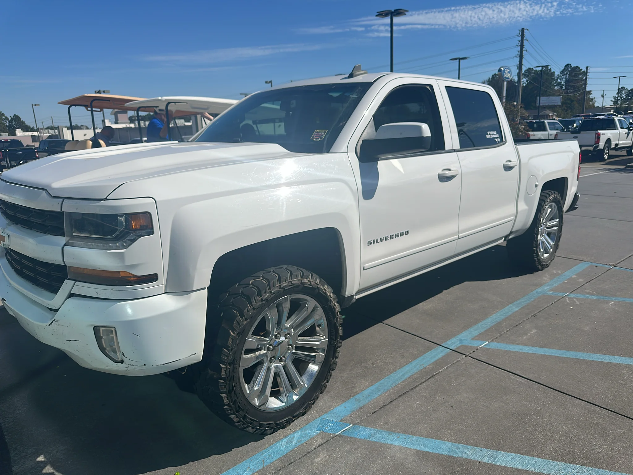 Used 2017 Summit White Chevrolet LT image 1