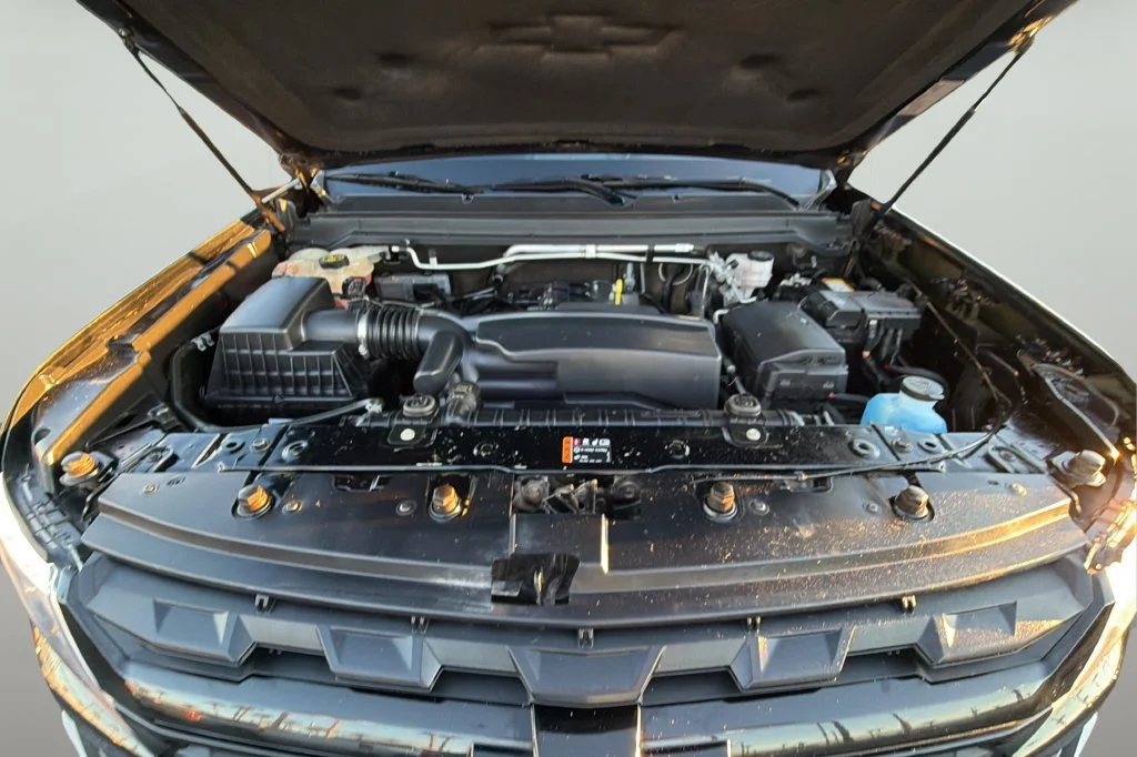 Used 2022 BLACK Chevrolet 2WD LT image 9