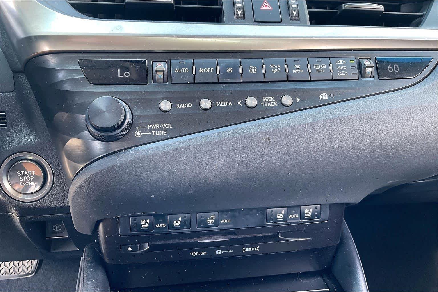 Used 2020 Nightfall Mica Lexus  image 32