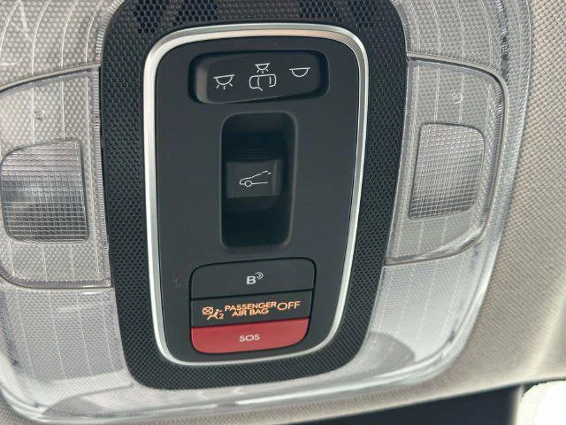 Used 2024 Amazon Gray Hyundai SEL image 33