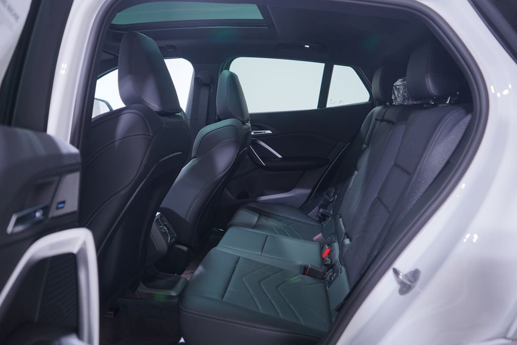 2026 BMW X2 28i - Photo 9