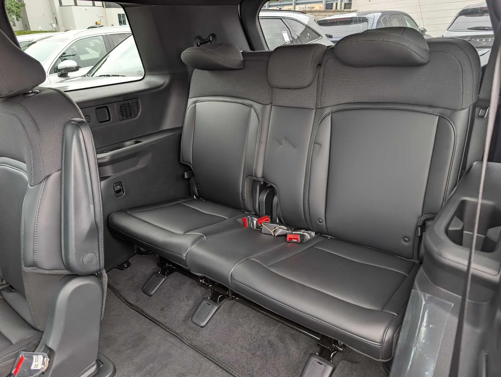New 2027 Glacial White Pearl Kia S image 18