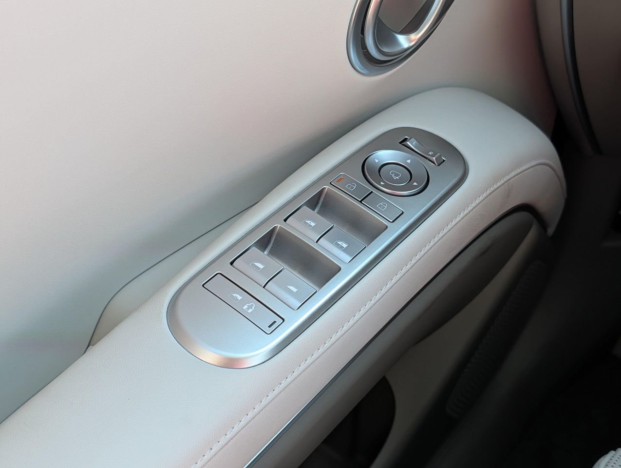 New 2026 Abyss Black Pearl Hyundai SEL Premium 7P image 11