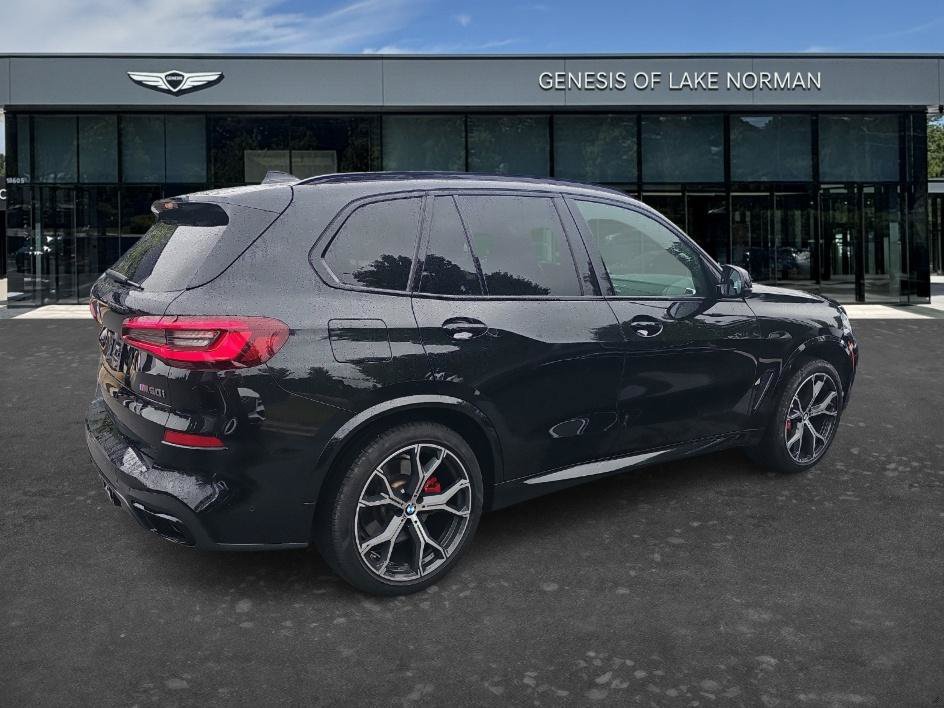 Used 2021 Black Sapphire Metallic BMW M50i image 5