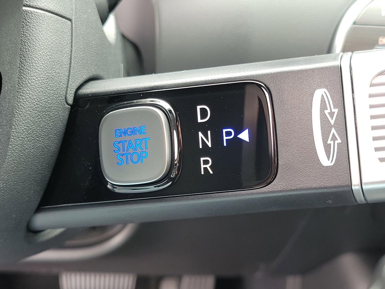 New 2026 Abyss Black Pearl Hyundai SEL Premium 7P image 28