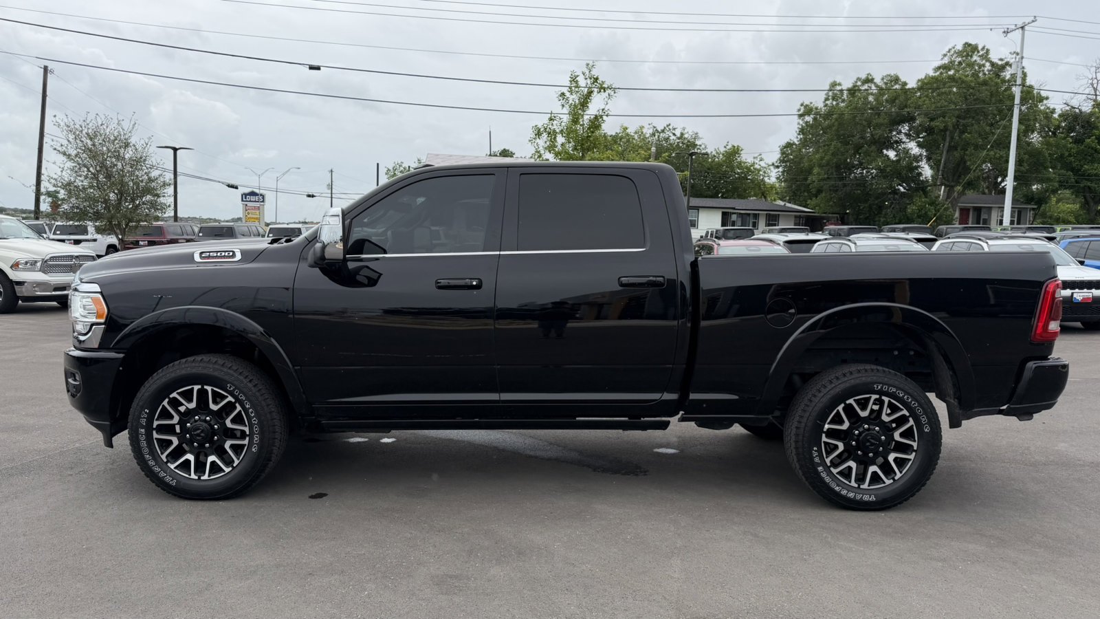 Certified Used 2024 Diamond Black Crystal Pearlcoat Ram Limited image 8