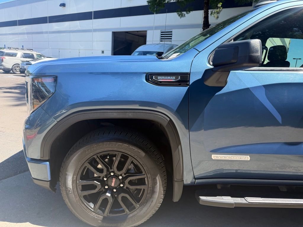 Used 2024 Blue GMC Elevation image 7