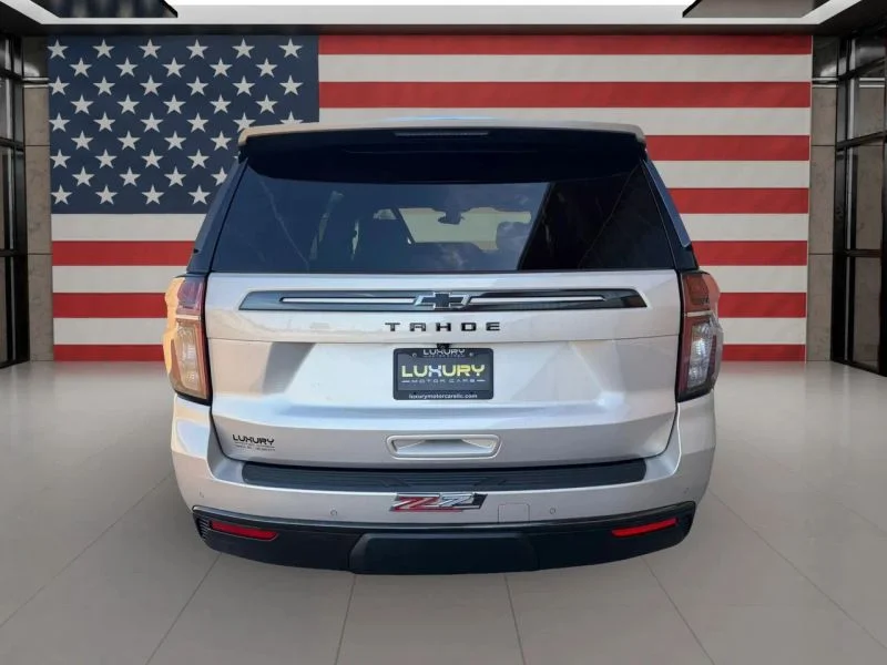 Used 2021 Silver Chevrolet Z71 Sport Utility 4D image 6