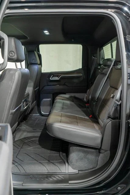 2026 Chevrolet Silverado 1500 High Country - Photo 12
