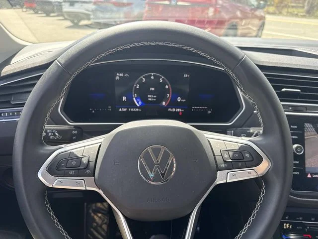 Used 2023 White Volkswagen 2.0T SE image 28