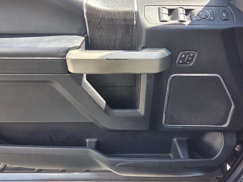 Used 2021 Gray Ford Lariat image 27