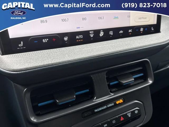 Used 2025 Blue Ford XLT image 29