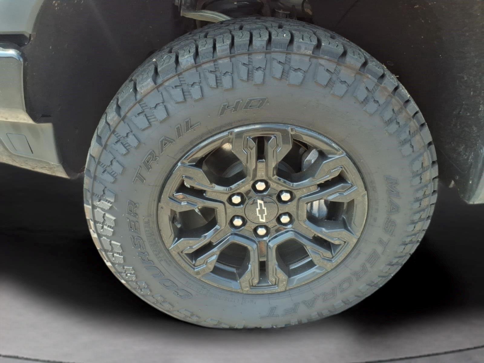 Used 2023 Red Hot Chevrolet ZR2 image 9