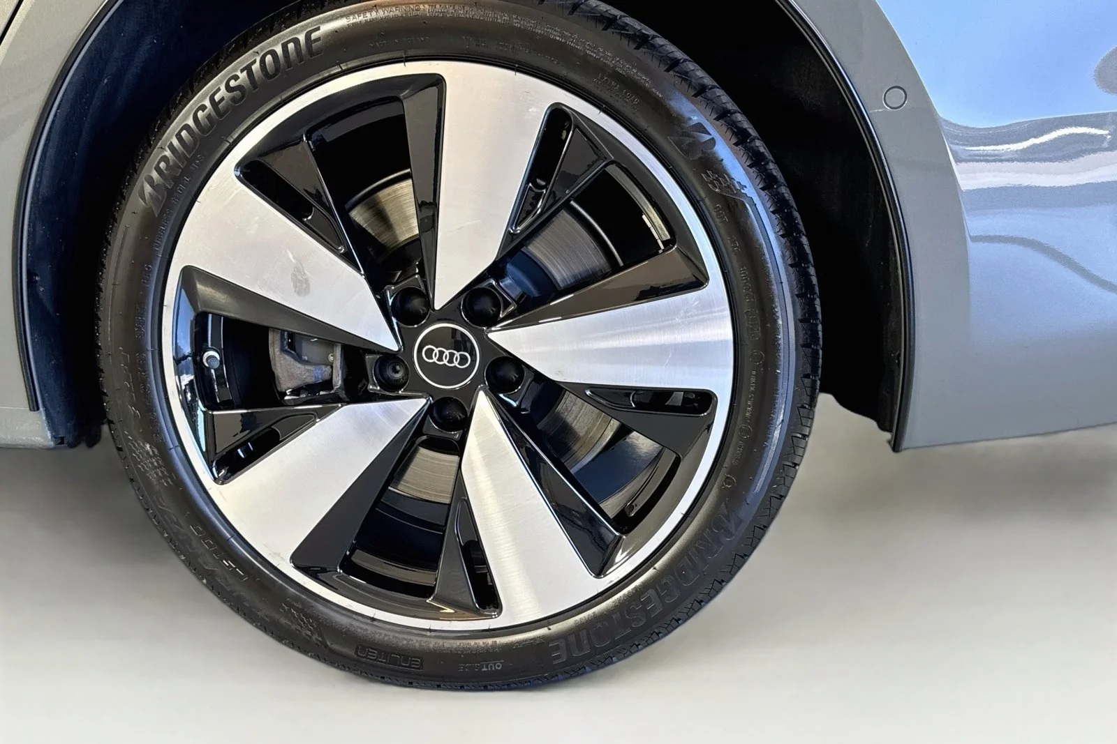 Used 2025 Chronos Grey Audi Premium Plus image 10