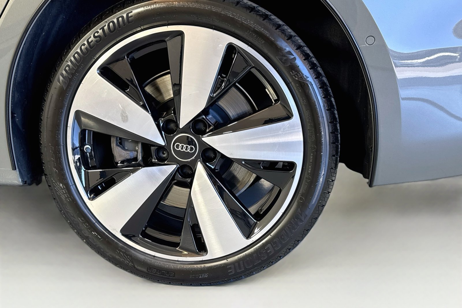 Used 2025 Chronos Grey Audi Premium Plus image 10