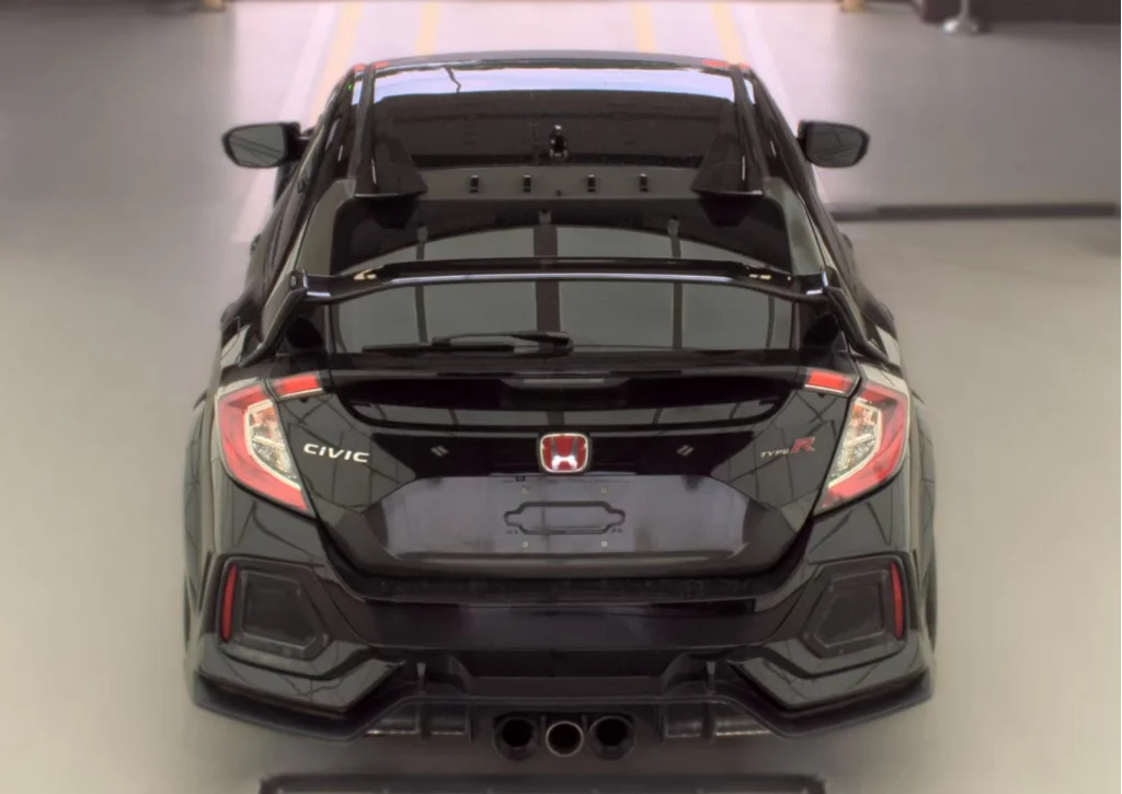 Used 2019 Crystal Black Pearl Honda Touring image 6
