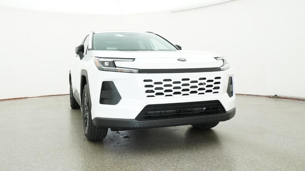 New 2026 Ice Cap Toyota XLE Premium image 6