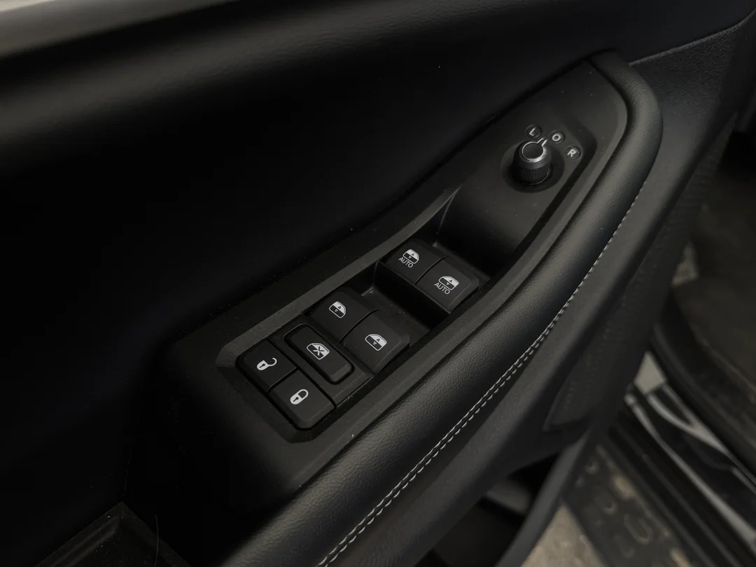 Certified Used 2024 Black Jeep Limited - - 4x4 - Black App Pkg - Pano Sunroof - Luxury Tech II & More! image 11