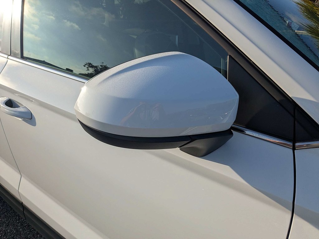 2025 Volkswagen Taos SE - Photo 12