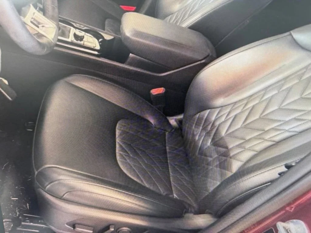 Used 2023 Red Kia X-Line image 5