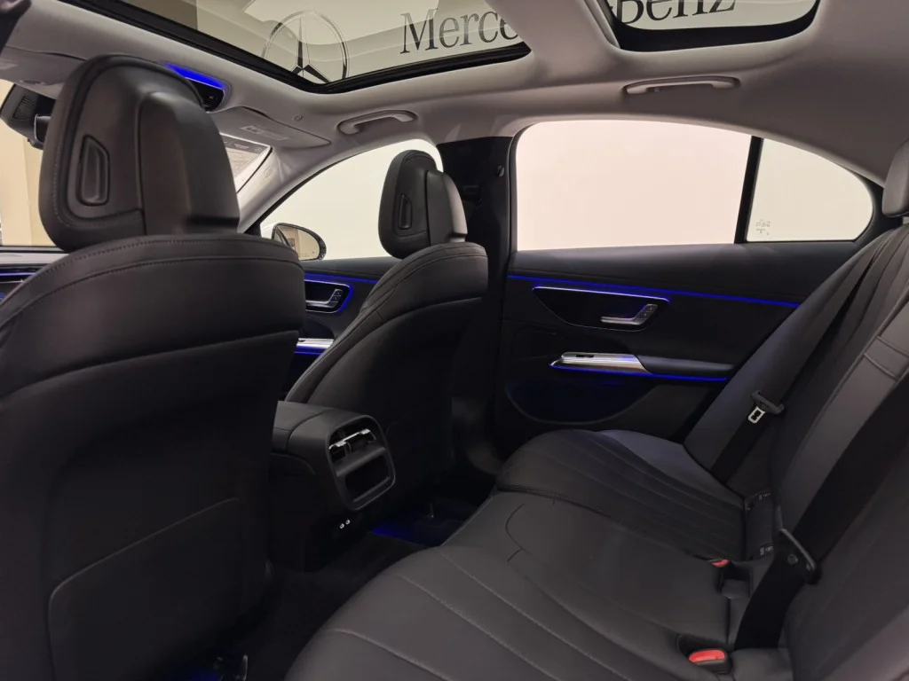 2025 Mercedes-Benz E-Class E350 - Photo 14
