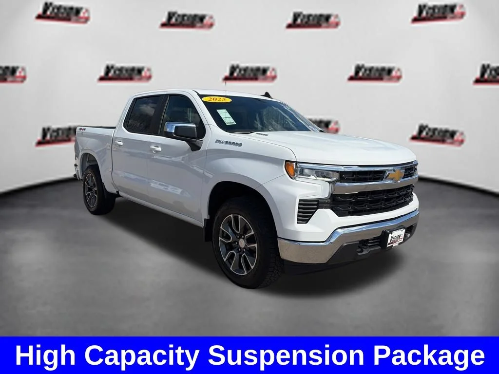Used 2025 White Chevrolet LT image 3