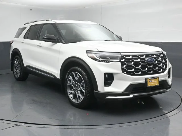 Certified Used 2025 Space White Metallic Ford Platinum image 1
