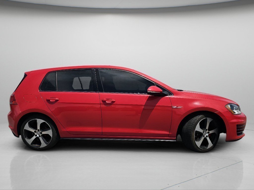 Used 2016 Tornado Red Volkswagen S image 23