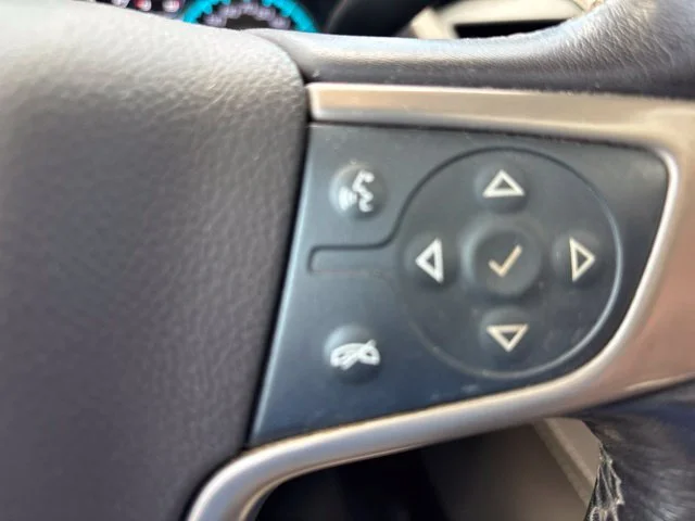 Used 2019 Gray GMC Denali image 10