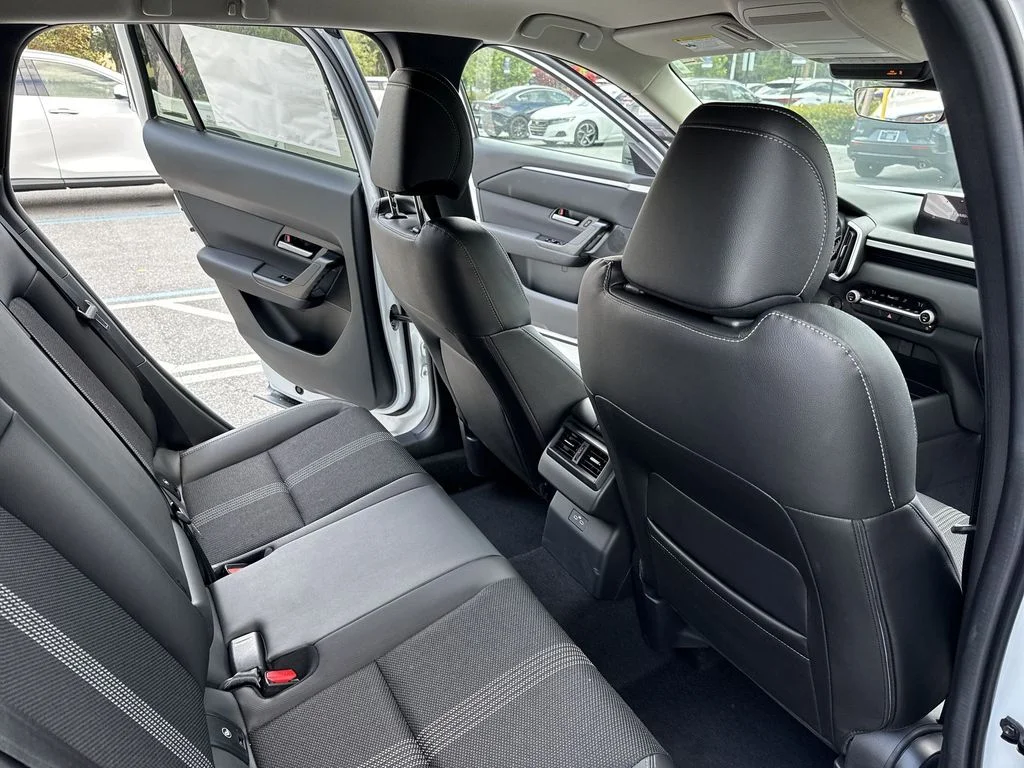 New 2026 Wind Chill Pearl Mazda 2.5 S Select AWD image 33