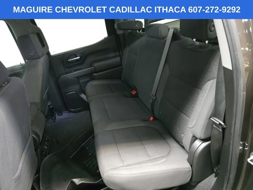 Used 2021 Oxford Brown Metallic Chevrolet LT image 31