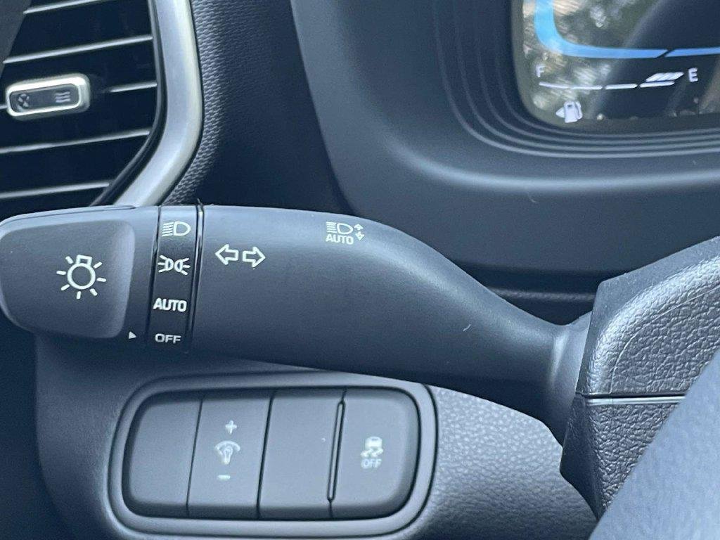 New 2026 Green Hyundai SE image 21