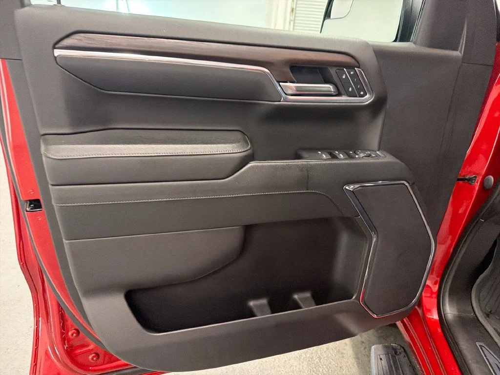 Used 2023 Red GMC SLT image 13