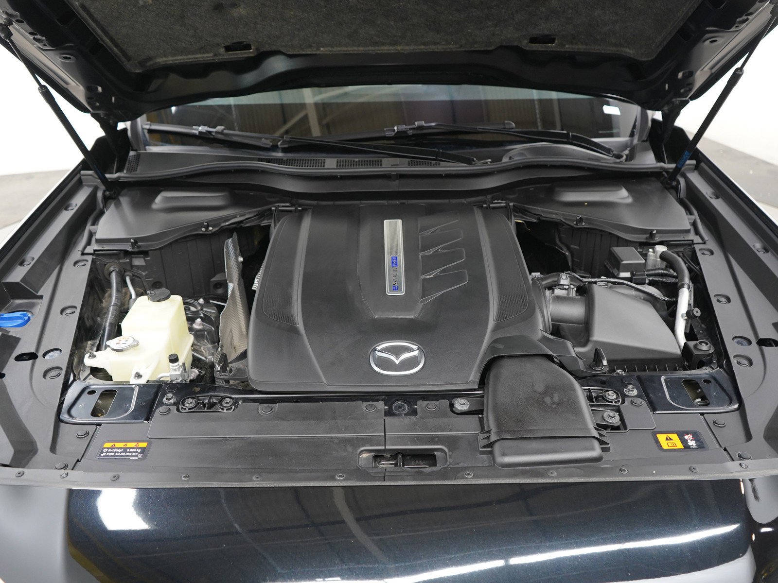 Certified Used 2024 Jet Black Mica Mazda Preferred image 32
