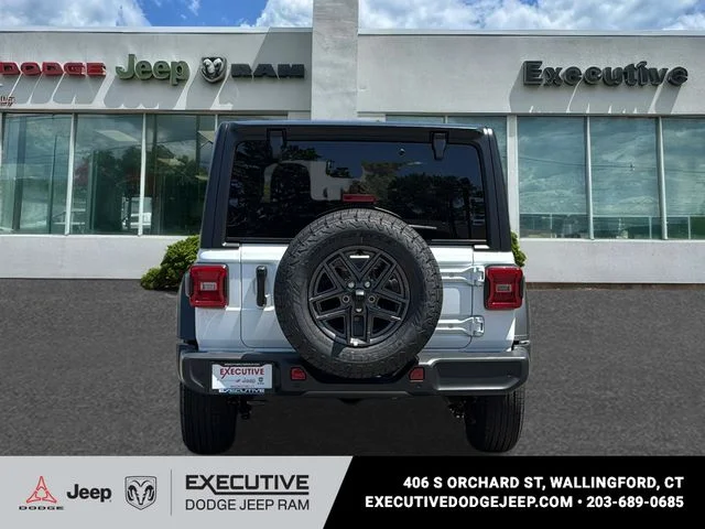 New 2026 Bright White Clear-Coat Exterior Paint Jeep Sport S image 5