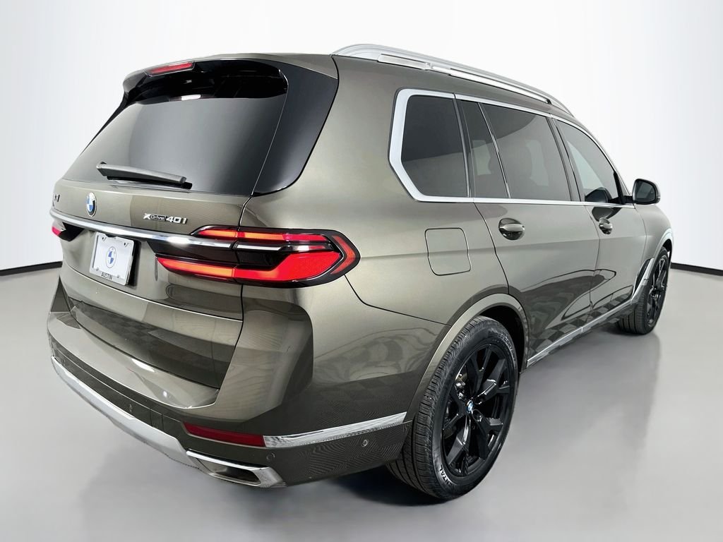 Certified Used 2024 Manhattan Green Metallic BMW xDrive40i image 5