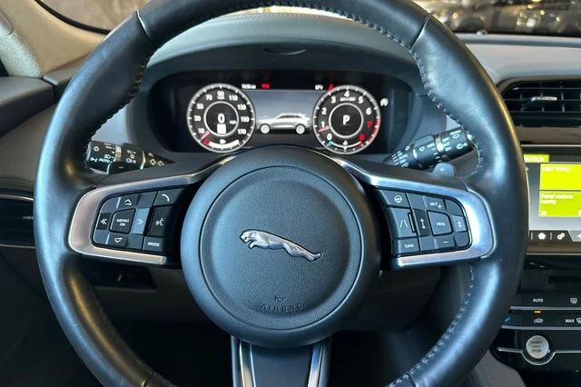 Used 2020 Blue Jaguar 30t Portfolio image 23