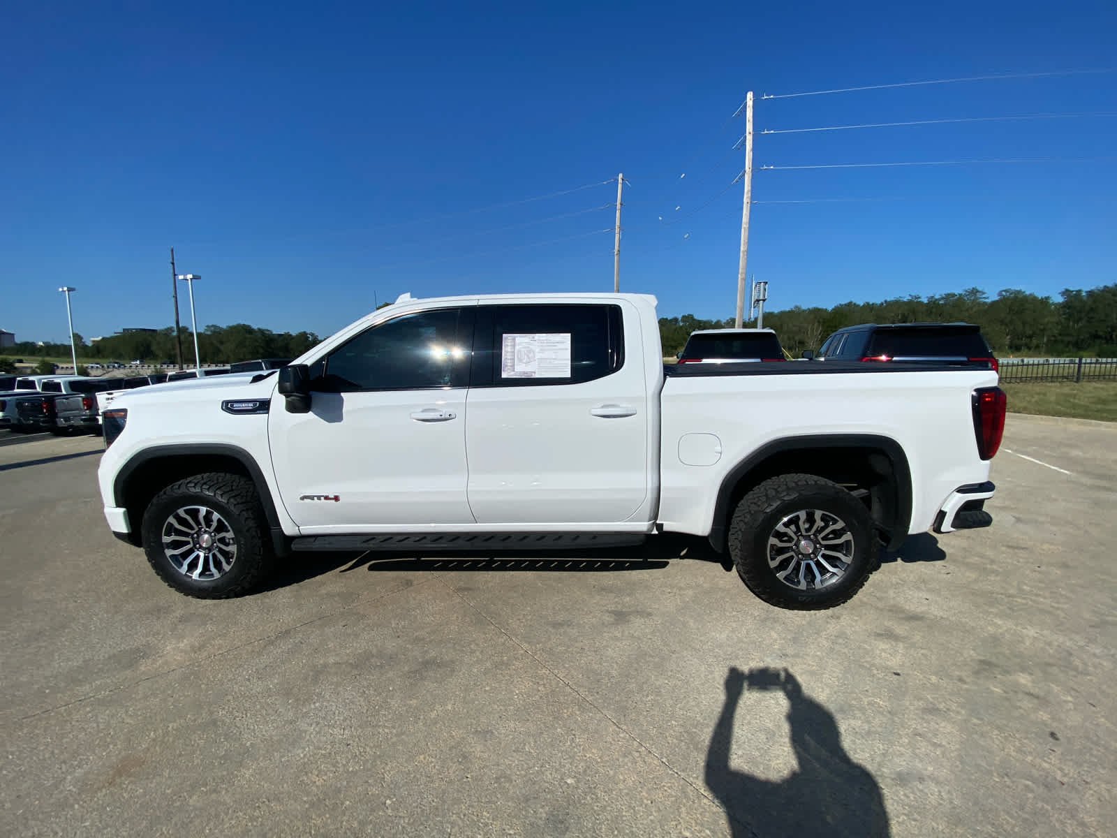 Used 2023 SUMMIT WHITE GMC AT4 image 5