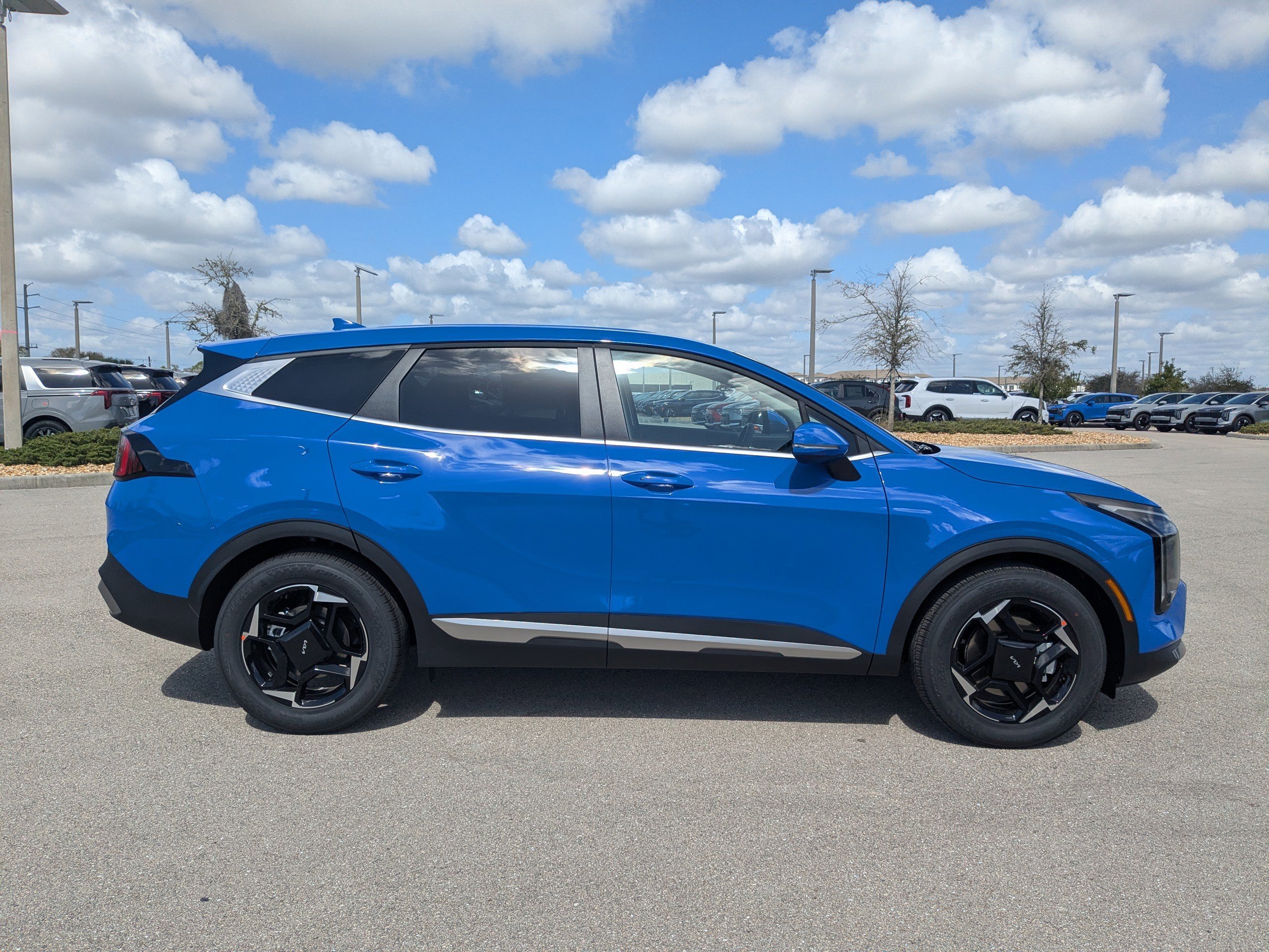 New 2026 Nebular Blue Kia EX image 4
