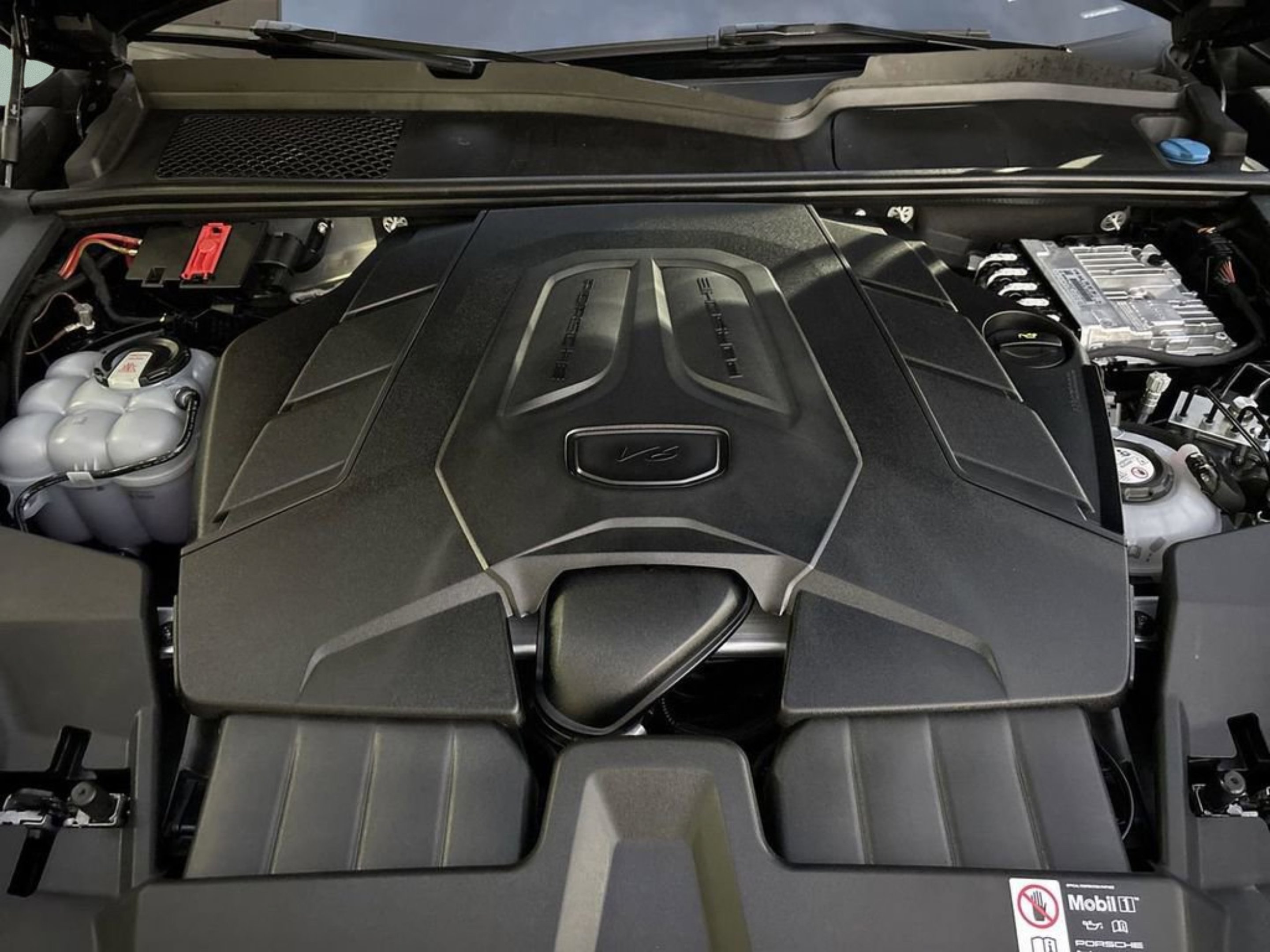 Used 2025 Black Porsche E-Hybrid image 8