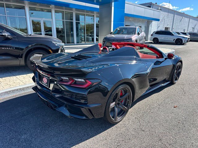 Used 2023 Black Chevrolet Z06 image 4